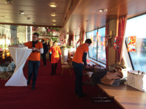 Voorbereiding stoomboot Sinterklaas voor intocht in Remich, Luxemburg 2015 voorbereiding stoomboot van Sinterklaas