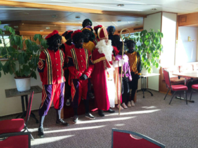 Sinterklaas groupsfoto voor de intocht in Remich, Luxemburg 2015 Sinterklaas groepsfoto